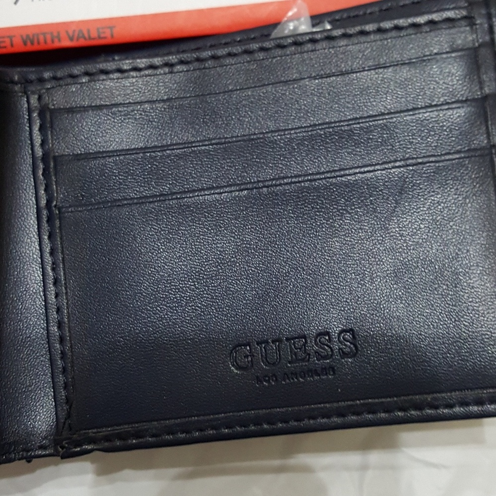 ๐ great gift NIB authentiC guess mens wallet - Picture 5 of 7